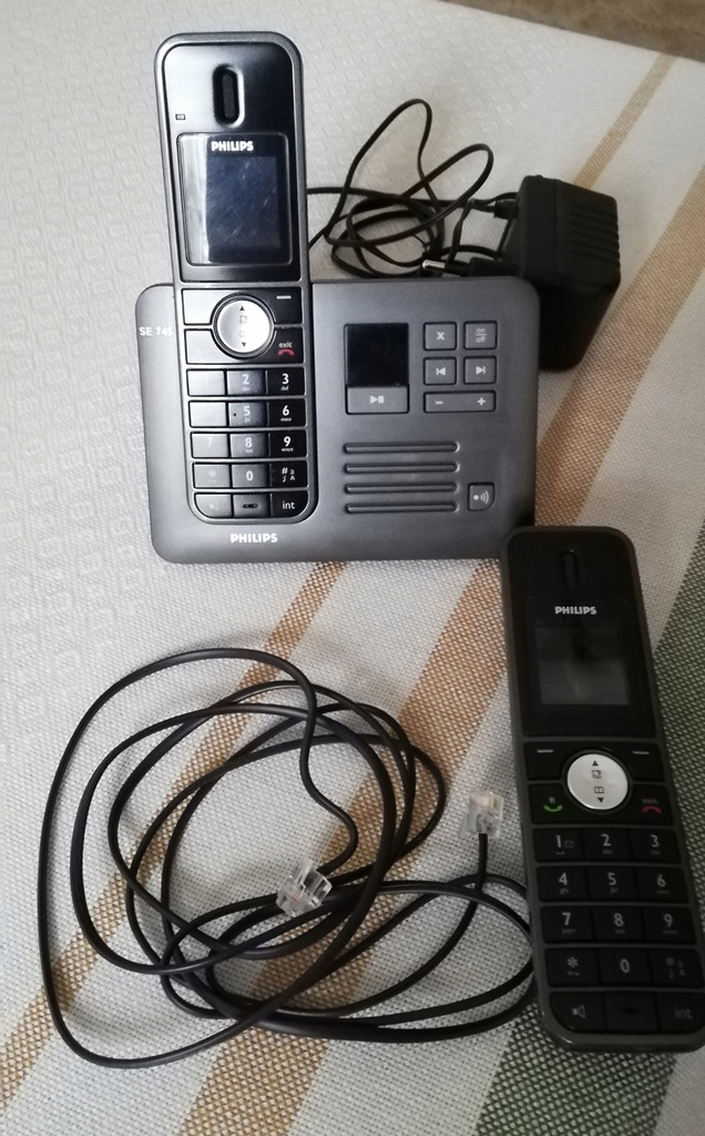 Telefon bezprzewodowy Philips model SE745