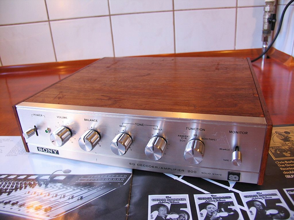 SONY SQA-200 / SQ Decoder / Amplifier '&apos
