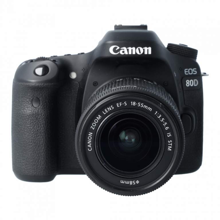 Canon EOS 80D + ob. 18-55 IS STM