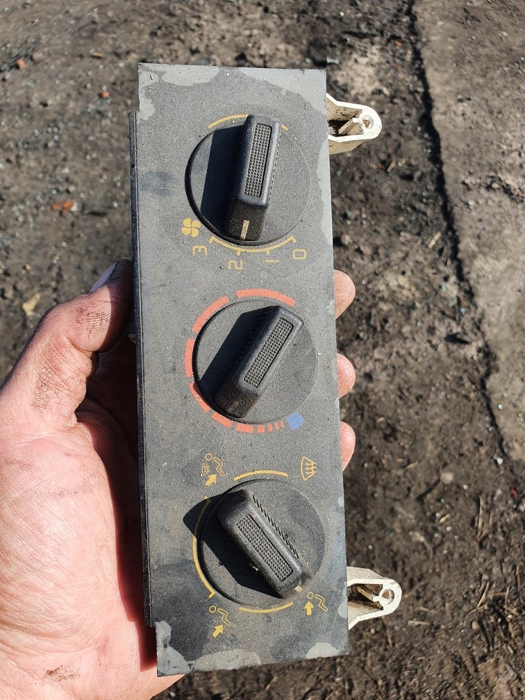 Panel nawiewu R19 renault 19 regulacja nawiewu