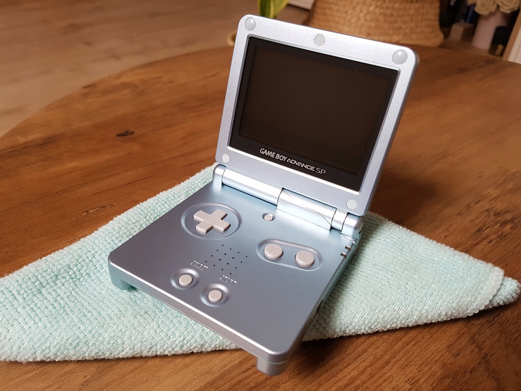 NINTENDO GAME BOY ADVANCE SP AGS-101 backlight IPS