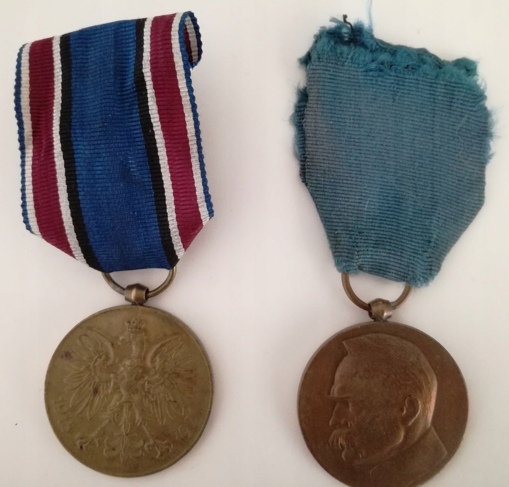 2 medale dziesięciolecia i Polska swemu obrońcy