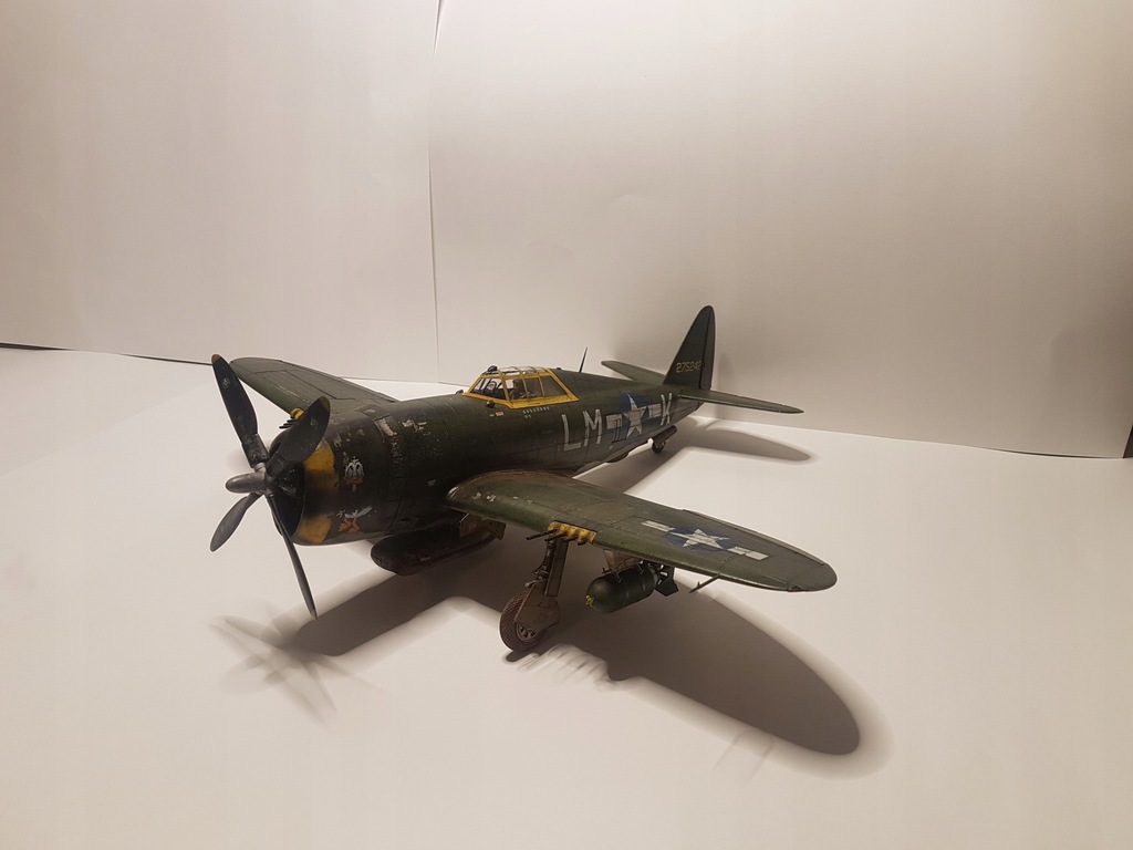 P-47 D THUNDERBOLT RAZORBACK GOTOWY 1:32