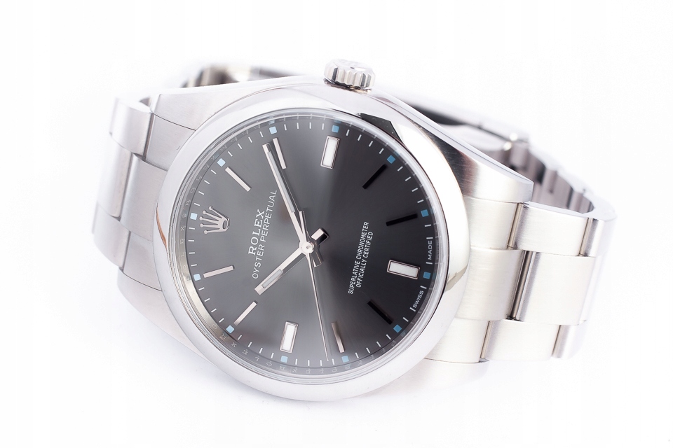 ROLEX OYSTER PERPETUAL COSC 114300 39MM/KPL.