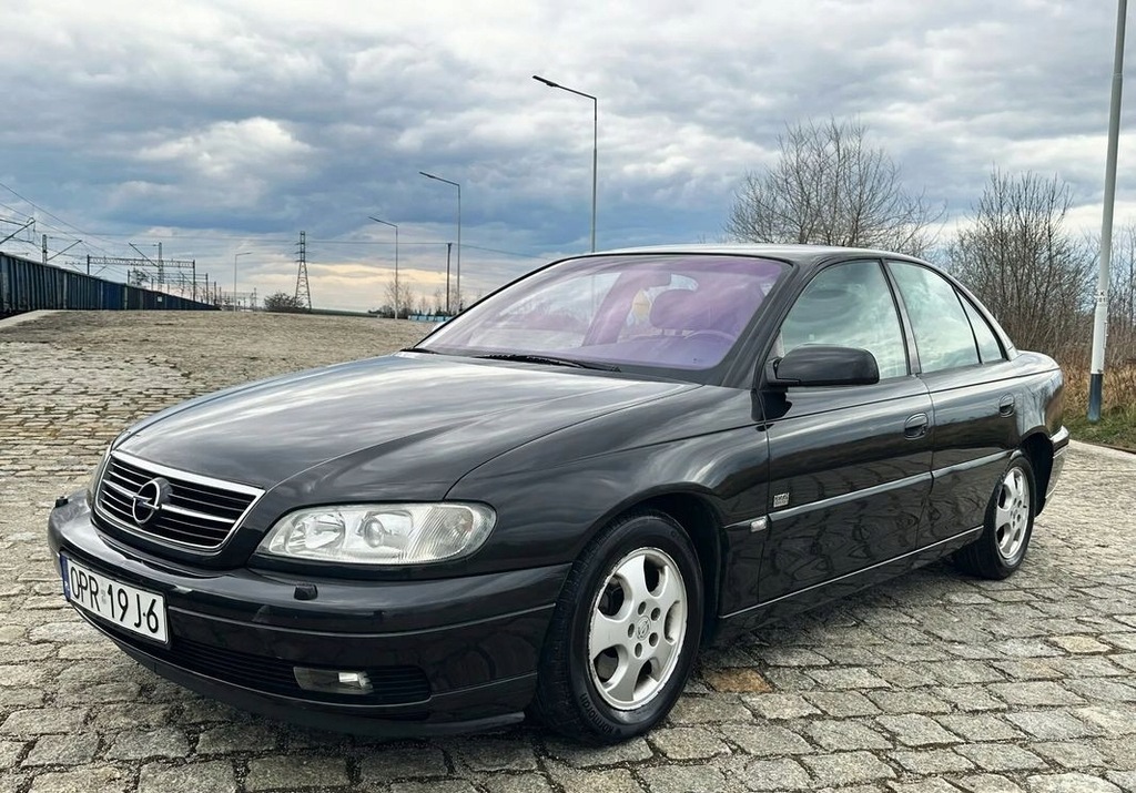 Opel Omega 2001 R, LIFT, 2.2 PB, 144KM, Automa...