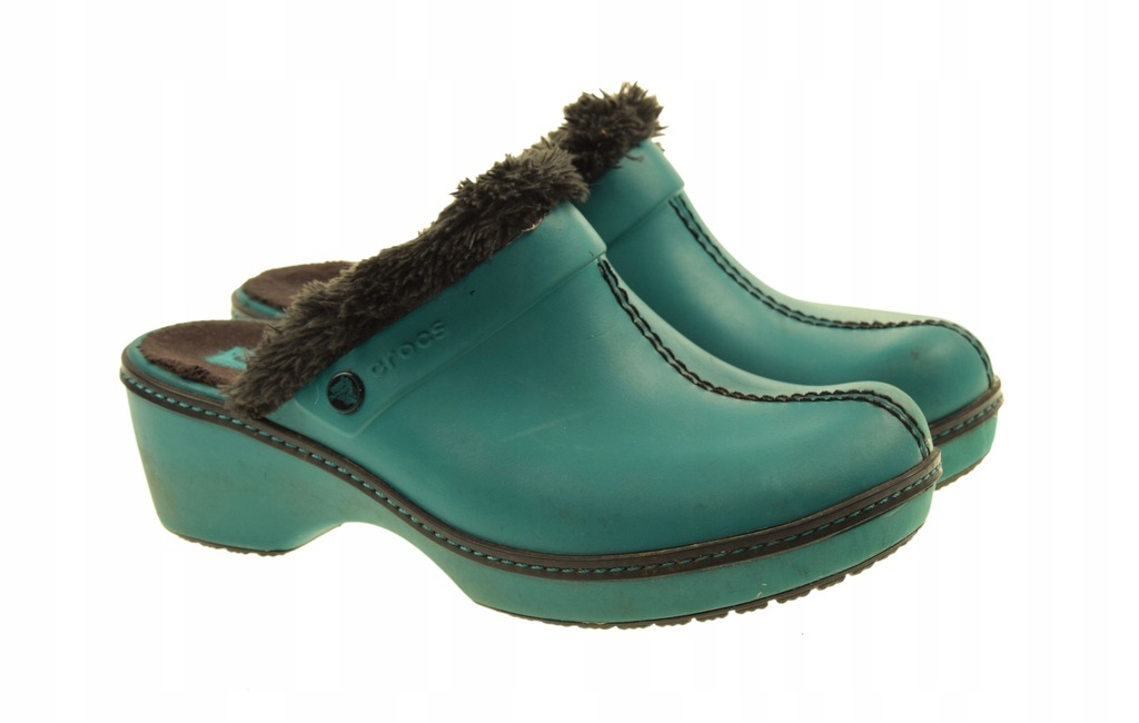 CROCS KLAPKI NA KOTURNIE Z FUTERKIEM W9