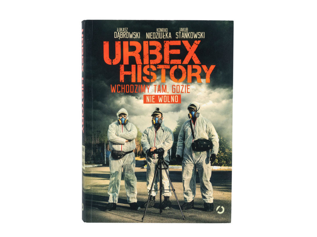 Książka Urbex History z autografami autorów