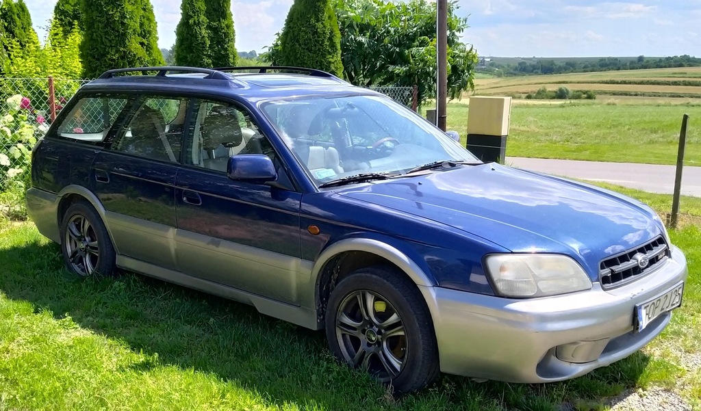 Subaru outback 3.0 h6 (uszkodzony silnik)