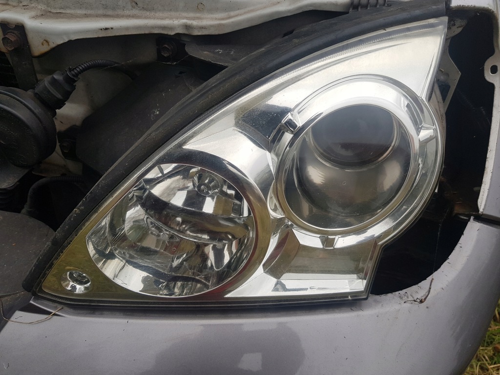 Lampa przednia lewa Hyundai Terracan 7632186454