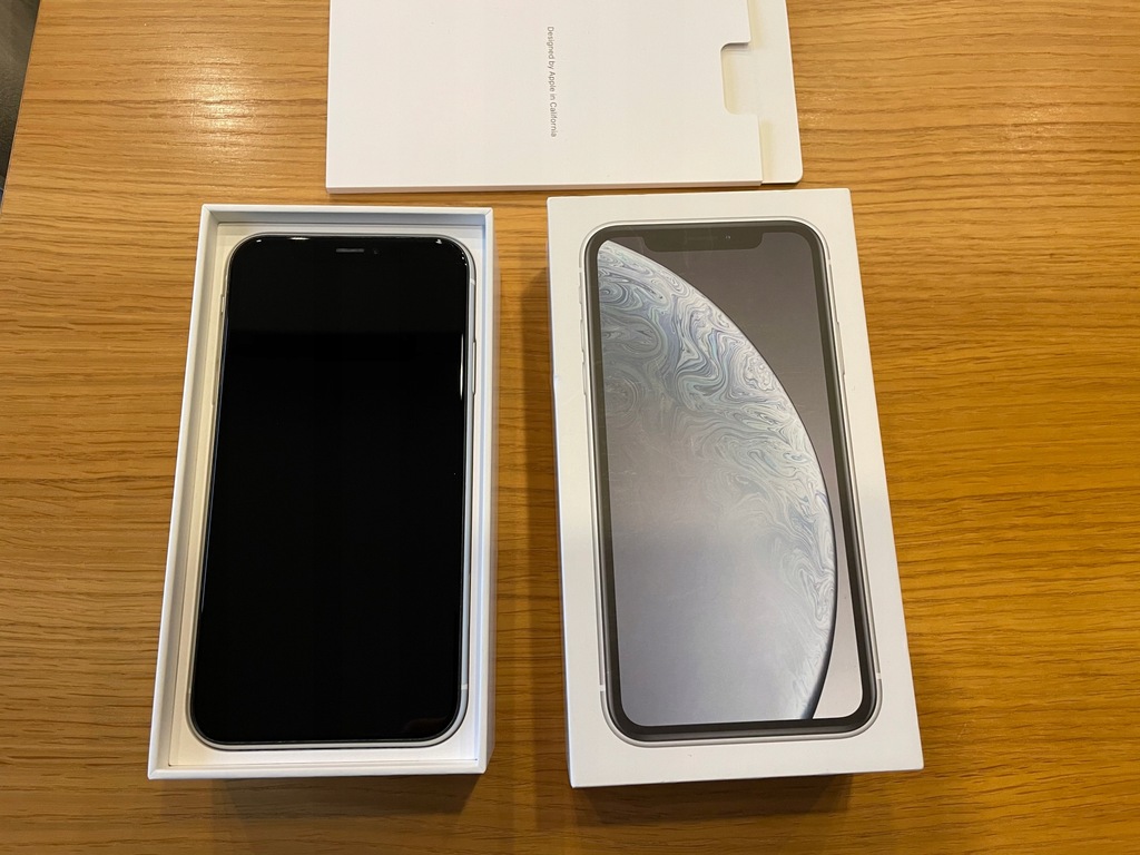 iPhone XR 64 GB Biały