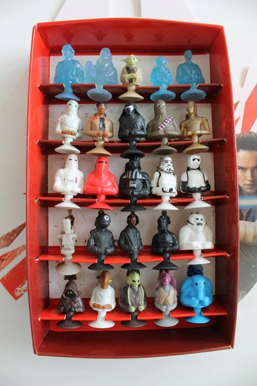 Star Wars Album Stikeez 25 Figurek Kolekcja Gra 8181269395 Oficjalne Archiwum Allegro