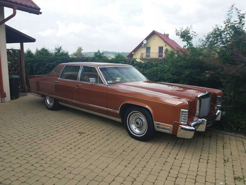 Купить Продается Lincoln Continental Town Car 1977 года выпуска.: отзывы, фото, характеристики в интерне-магазине Aredi.ru