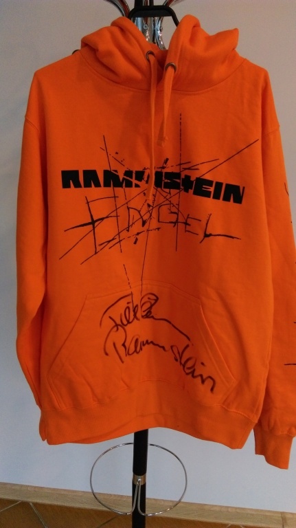 Oryginalna bluza zespołu Rammstein z autografem