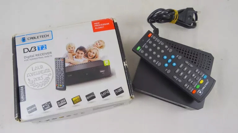 DEKODER DVB-T2 CABLETECH URZ0324 KOMPLET