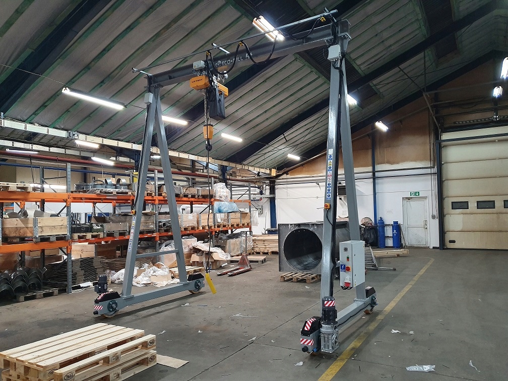 Samojezdna suwnica bramowa 5T - PRODUCENT