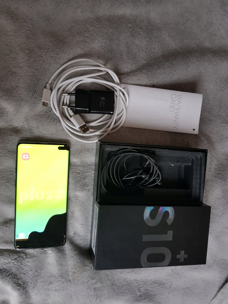 Samsung S10+ SM-G975F D/S 8/128gb z PLUSA