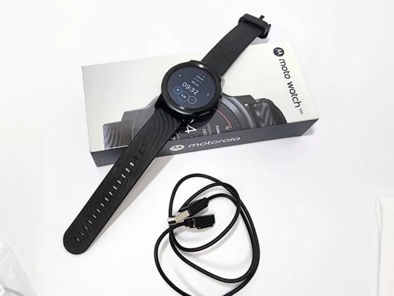 SMARTWATCH MOTOROLA MOTO WATCH 100 KOMPLET