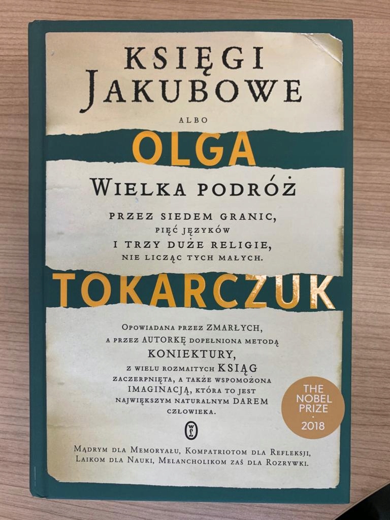 Książka Olgi Tokarczuk z imienną dedykacją.