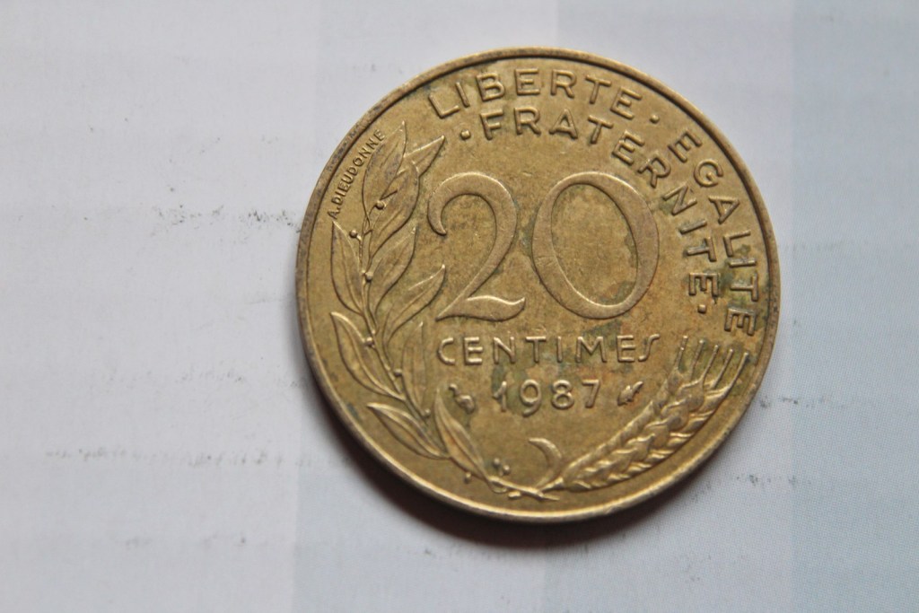 20 CENTIMES 1987 FRANCJA  - W336