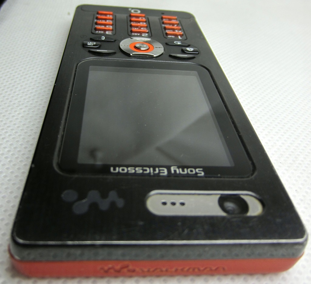 Купить Sony Ericsson W880i, функциональный, разблокирован, без PL: отзывы, фото, характеристики в интерне-магазине Aredi.ru