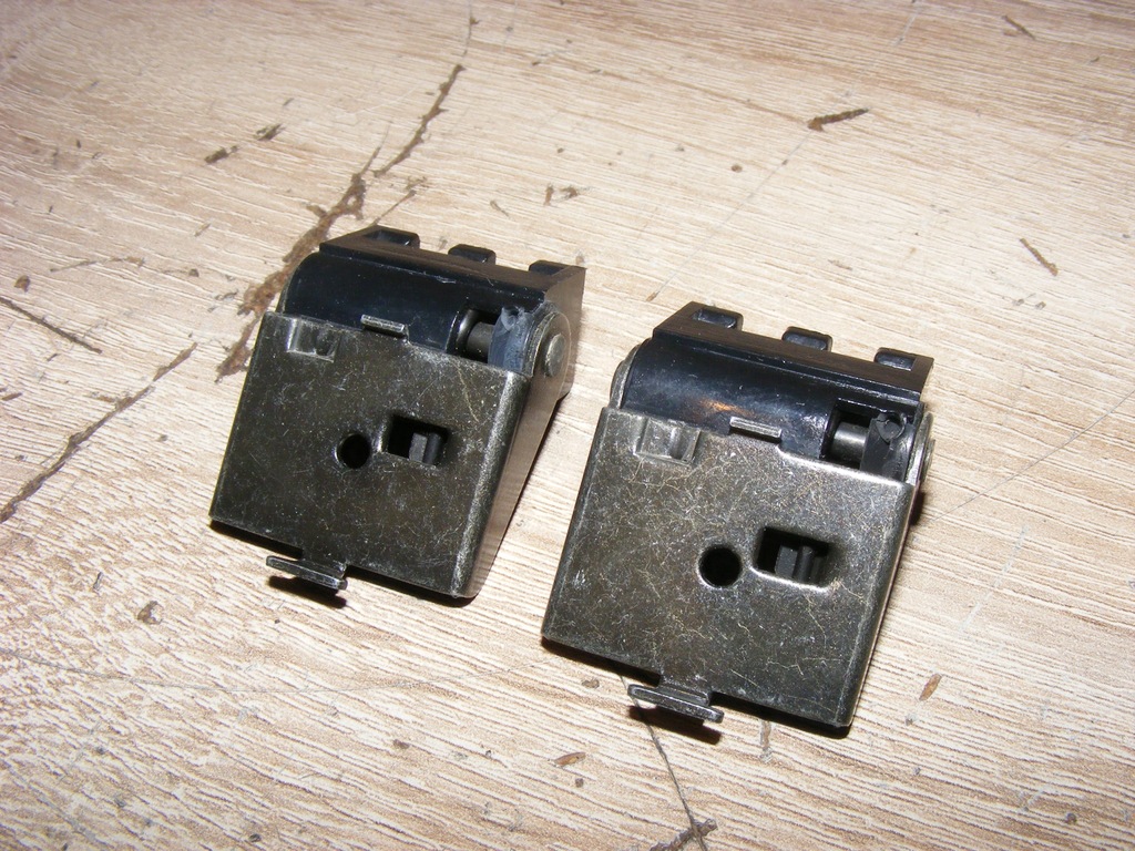 Zawiasy do gramofonu Technics