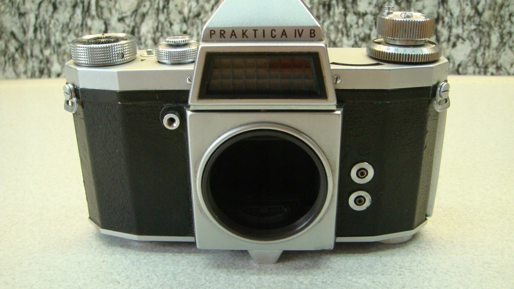 aparat fotograficzny PRAKTICA IV B