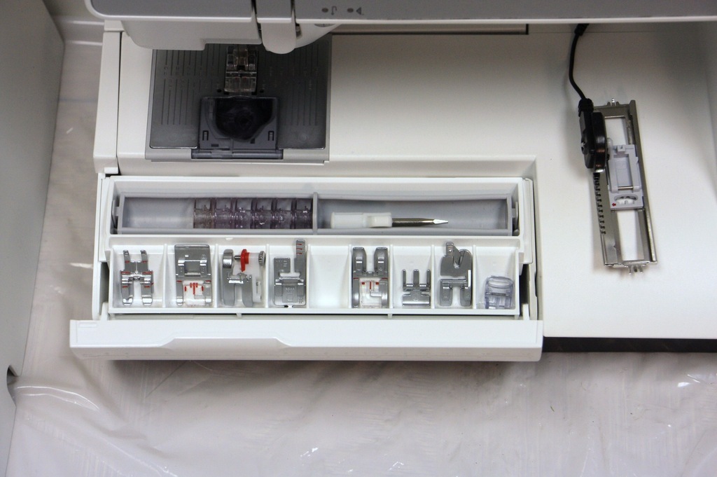 Pfaff Quilt Expression 4.0 z systemem IDT Maszyna 7505609041