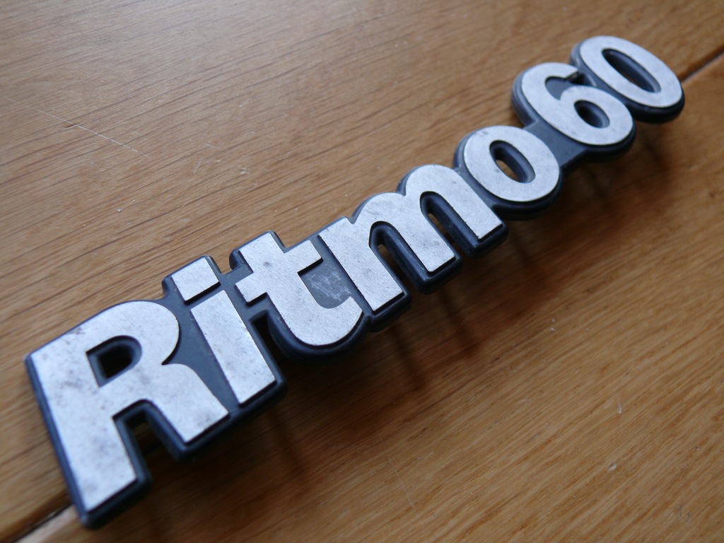 Napis - RITMO 60 emblemat, znaczek stary FIAT