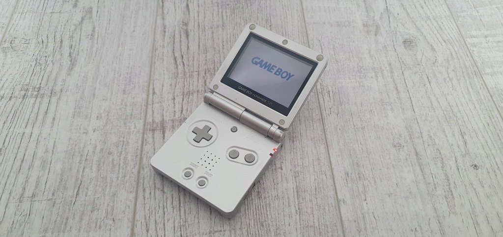 Konsola Game Boy Advance SP + gra Star Wars ep III