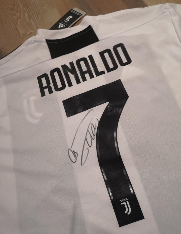 Koszulka Cristiano Ronaldo z autografem ! Juventus