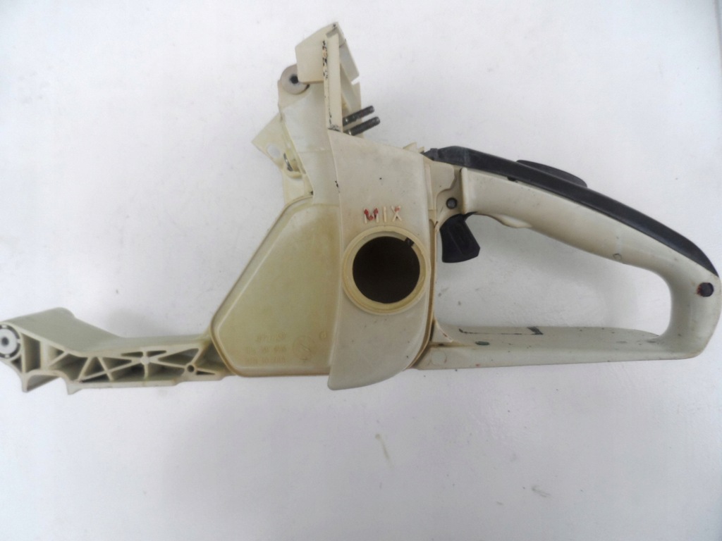 STIHL 028 AV obudowa rączka gazu zbiornik