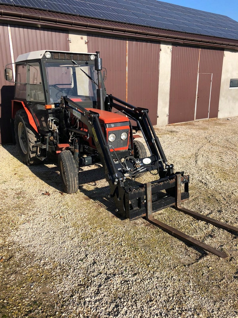 Zetor 7211 z turem