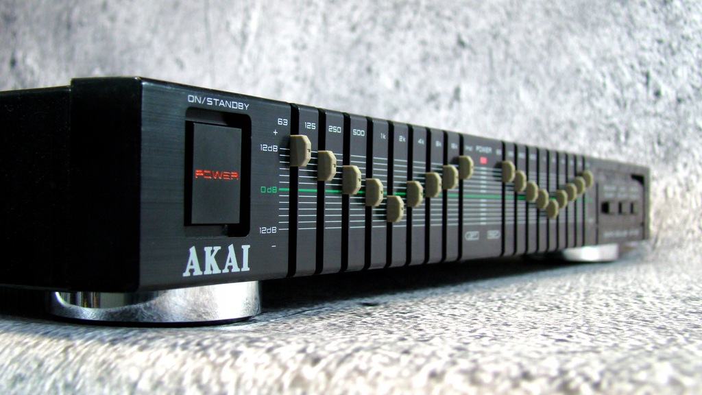 Korektor graficzny AKAI EA-A22 - Japan