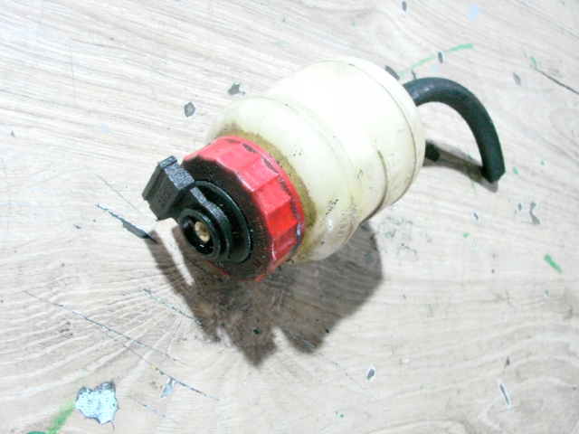 ZBIORNICZEK JUNGHEINRICH EFG430 2008