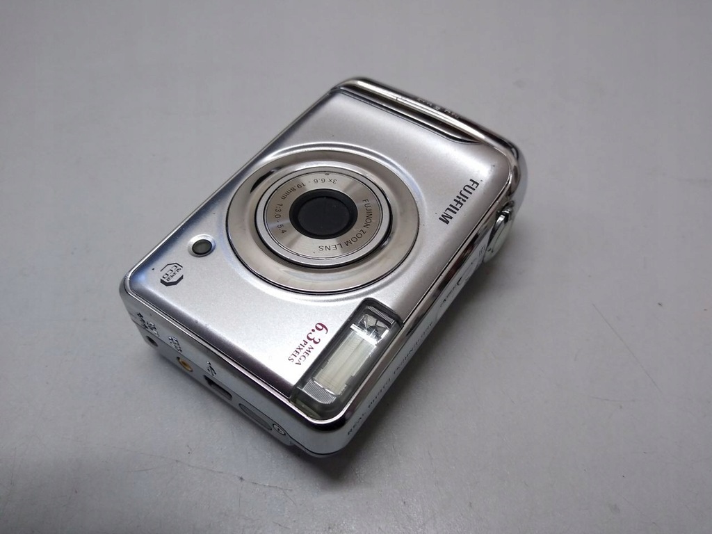 FUJIFILM FinePix A610 1gb デジタルカメラ FUJIFILM FinePix A610 Digital Camera - YouTube
