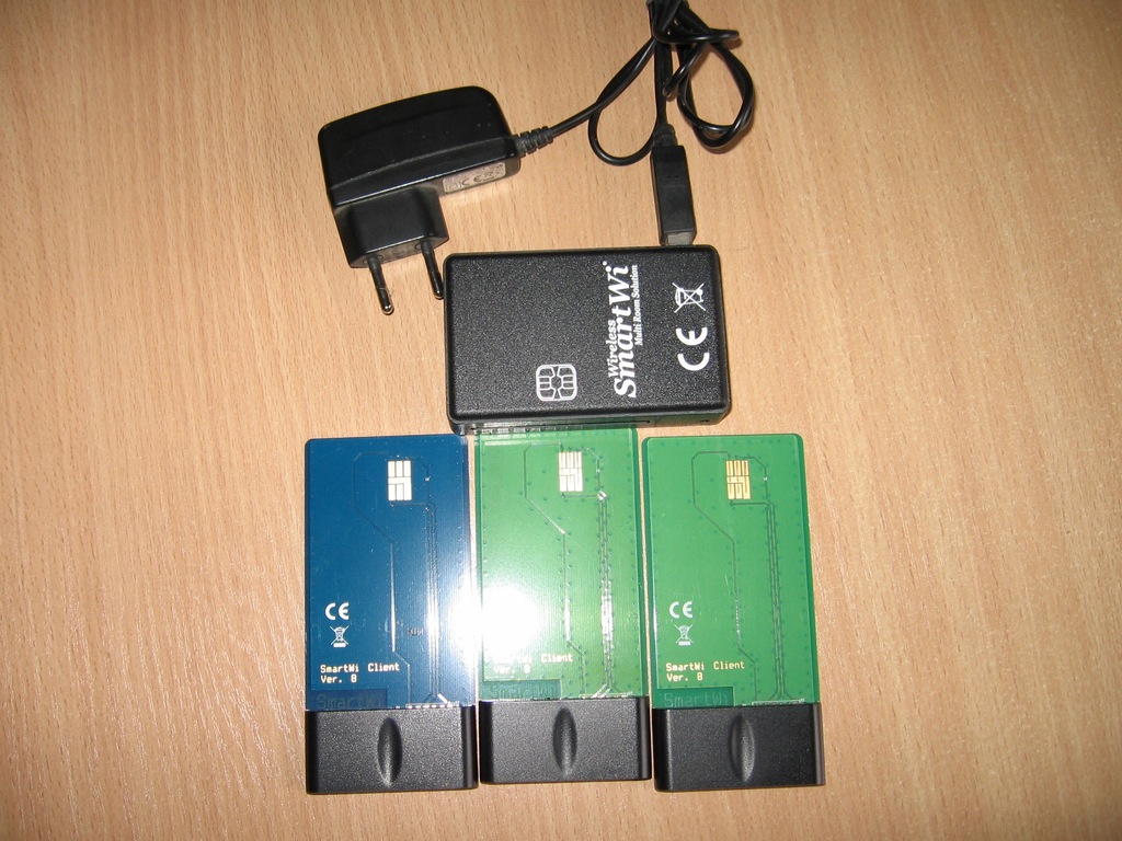 SPLITTER bezprzewodowy SmartWi + 3 KARTY