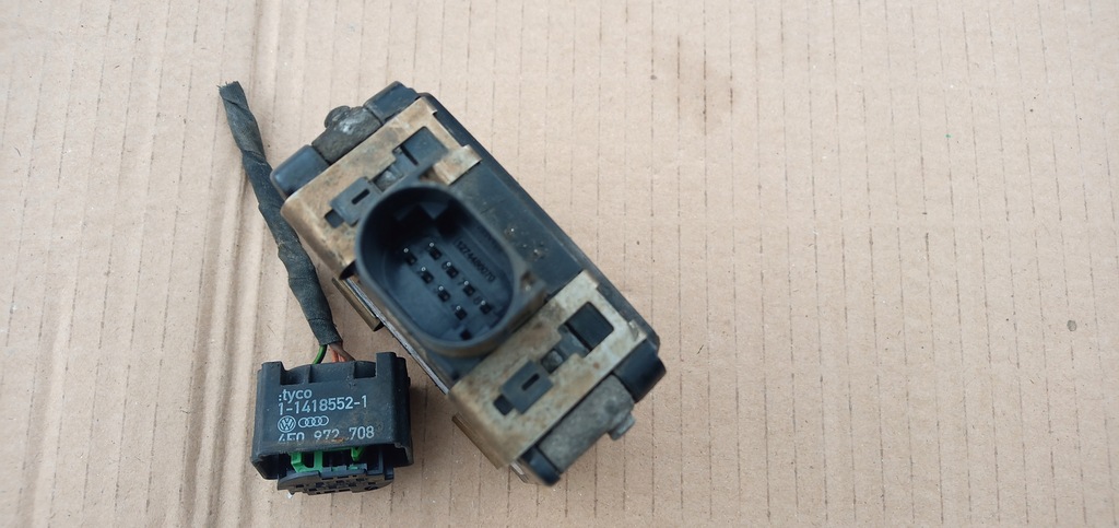 audi A3 レーダーセンサー中古品5Q0907561G audi A3 レーダーセンサー