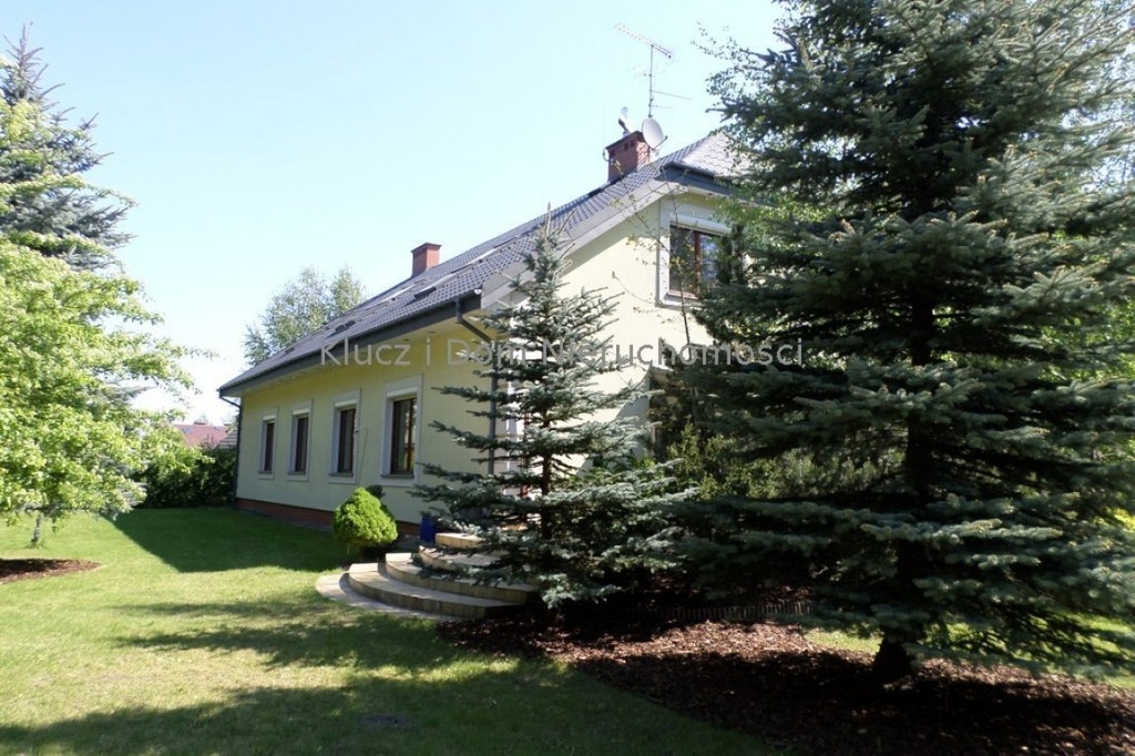 Dom, Piaseczno, Piaseczno (gm.), 500 m²
