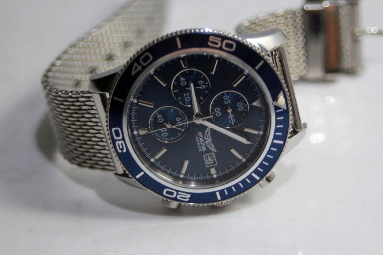 Aviator f series avw2070g302 price hotsell