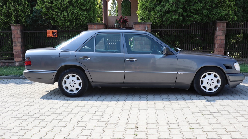 MERCEDESBENZ W124 300D SPRZEDAM PILNIE! 8450424425