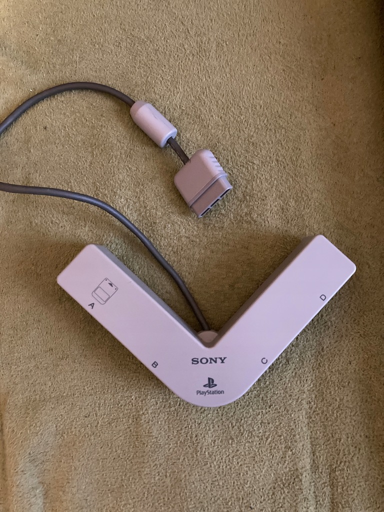 PlayStation Multitap (PSX PS1 PS ONE) (A2)