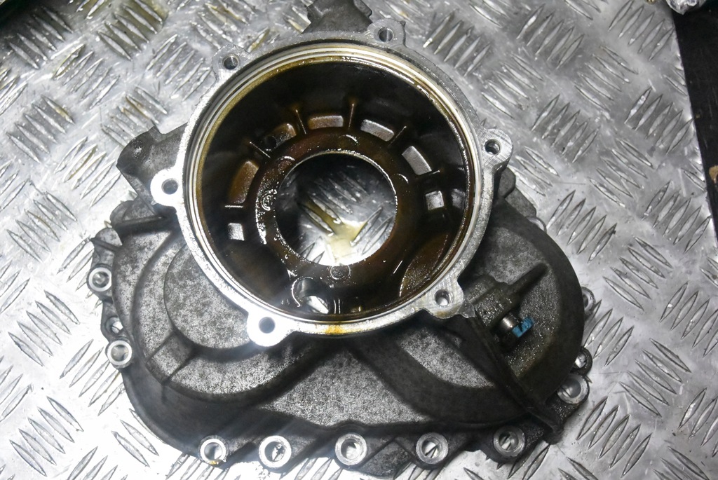 OBUDOWA SKRZYNI AUDI ZF 8HP65A SHQ 1103437333