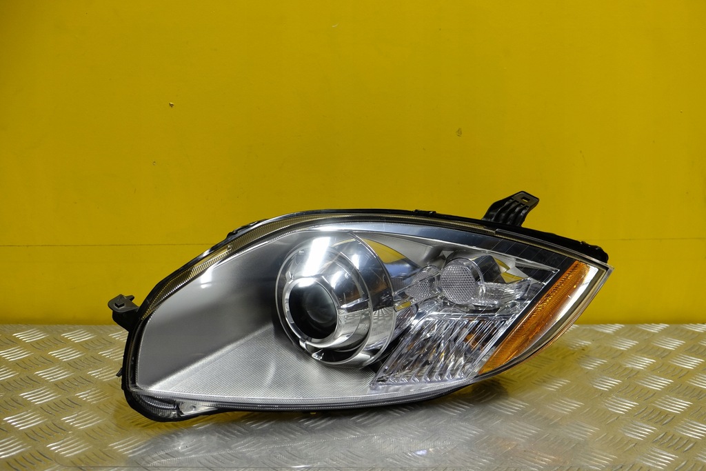mm0627　R MITSUBISHI ECLIPSE 2006- REFLEKTOR LAMPA XENON USA
