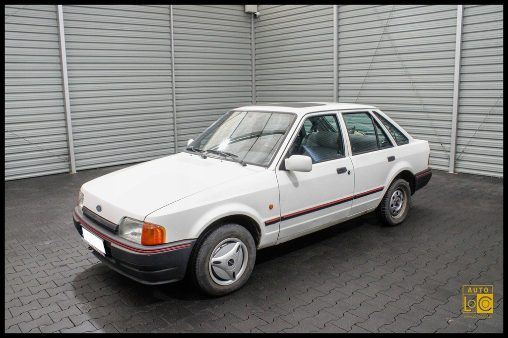 Ford Escort YOUNGTIMER + Szyberdach +