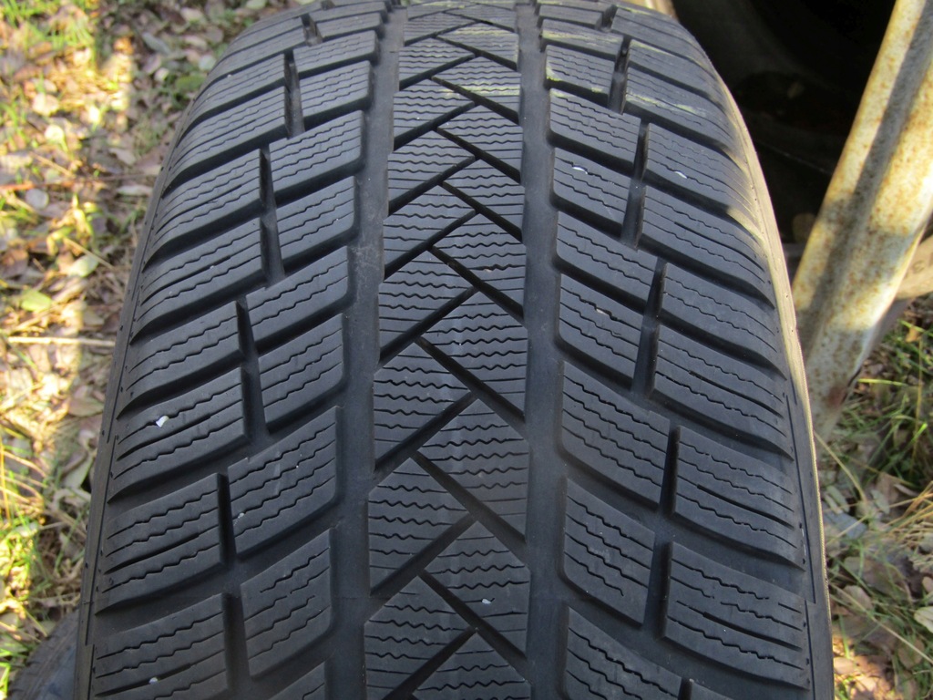 255/55R19 VREDESTEIN WINTRAC PRO 111V 7.3MM