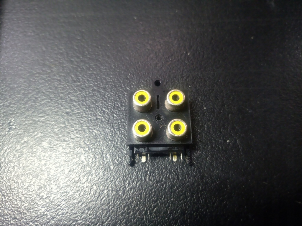 Gniazdo cinch , RCA Technics