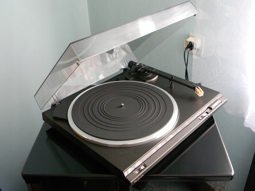 Gramofon półautomatyczny Technics SL-BD20, SUPER STAN, NOWY PASEK