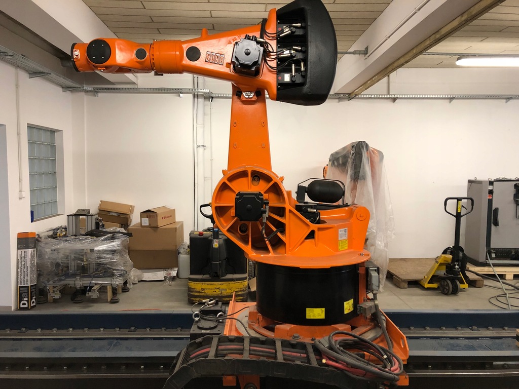 Kr 200 Kuka Kr125 Glass Industrial Robot Arm Kuka Vkr125/1 At Best