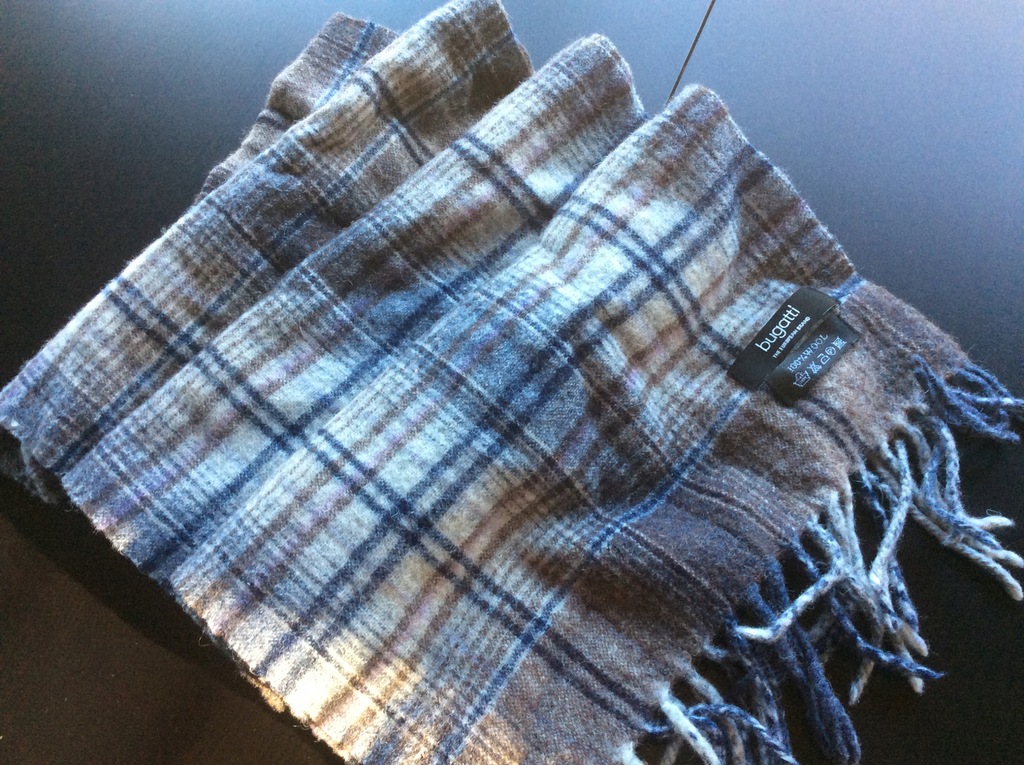 Szalik Bugatti 100% WOOL