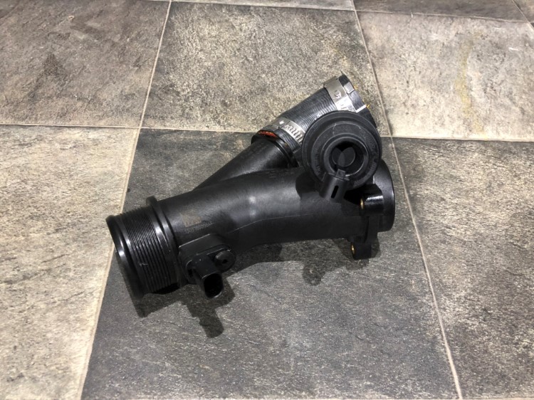 rura przepustnica 4.0 TDI Audi SQ7 4M 4M0145950A